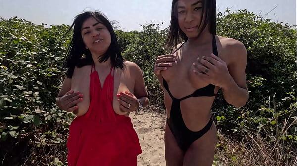 Baianinha venho na praia fazer surub&atilde;o com casal e foder a mulher dele