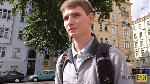 HUNT4K. Chick doesn&rsquo;t like boring BF but wants to fuck stranger