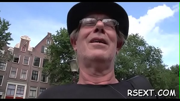 Fatty with biggest wobblers gets it