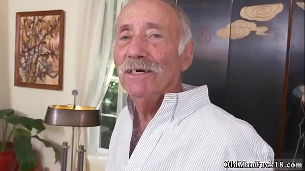 Thai amateur swallows Victoria Valencia three dicks one hole