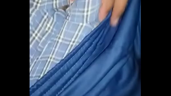 Mi novio con pene rico se lo soba arriba  