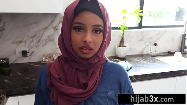 19YO Married Big Ass Muslim Hottie Learning Sex With Her Lover