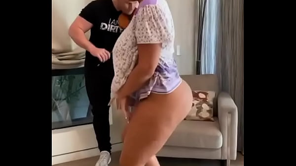 elle va vous faire bander twerk  