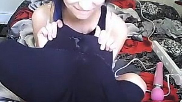 British Girl With A Pink Hitachi Wand