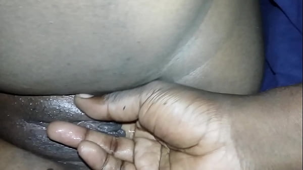 Close up brown pussy 