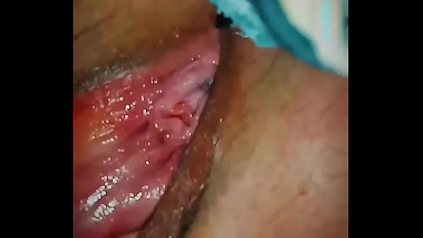 Novinha se masturbando 