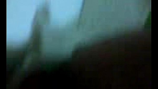 Anal con tanga y colandome un cepillo de dientes 