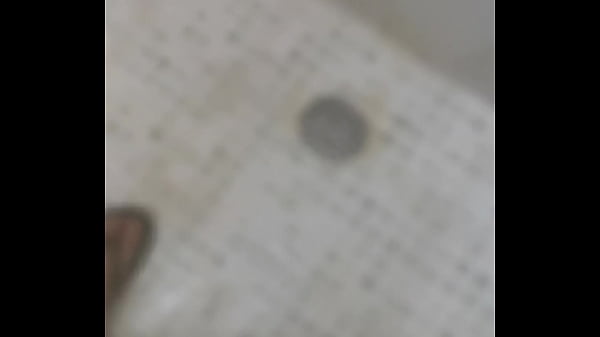 Me la jalo en el ba&ntilde;o