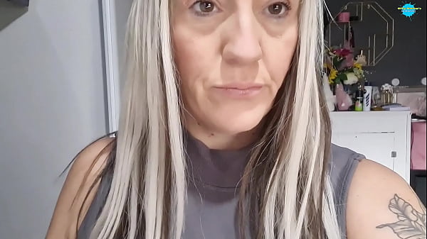 MILF Getting changed