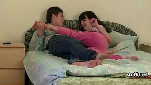 Sexy coed gets a mouthful of cum