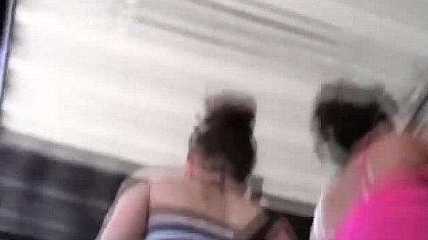 Upskirt voyeur Super mini y frontal  