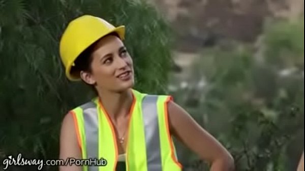 sexy lesbian get horny and fuck