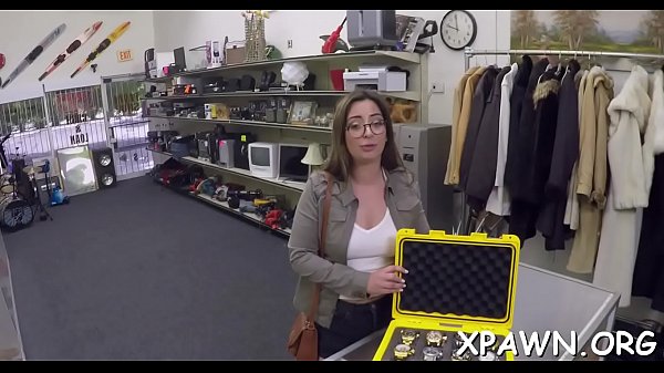 Camera is focusing on an dilettante  