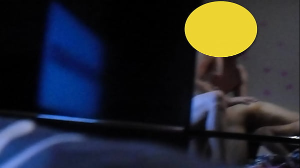 Dei de franguinho no quarto da minha amigo  