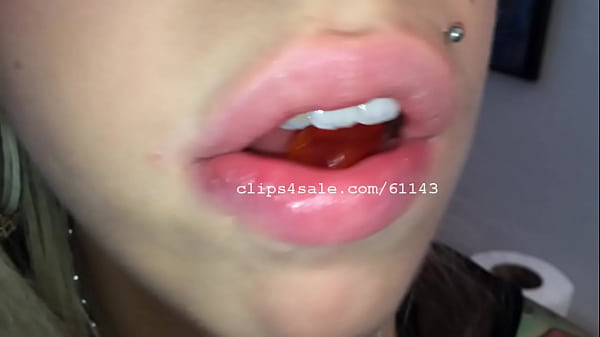 Vyxen Gummy Bears Video3  