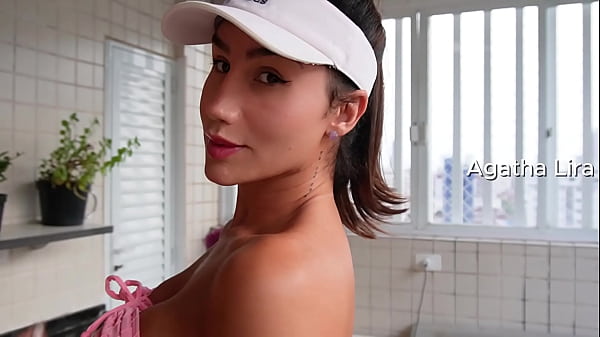 Hoje eu engoli a porra mais doce que eu experimentei na vida. Apelidei ele como nego doce.