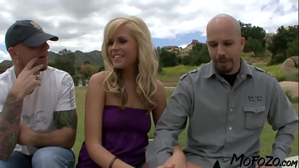 MOFOZO.com - Real Amateur Homemade Sex Video With A Beautiful Couple