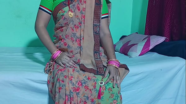 Desi wife komal got rough sex with her neighbour dever before valentine's