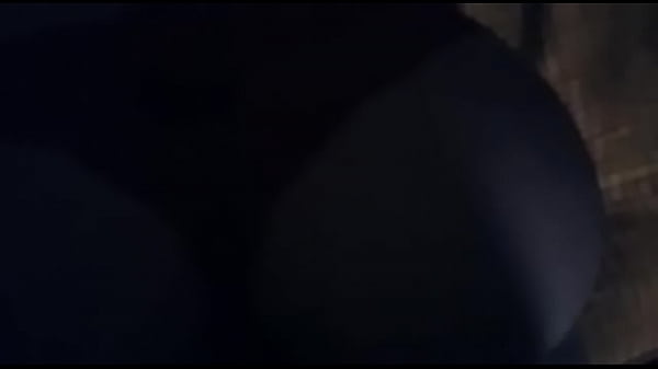 D&aacute;ndole las nalgas a mi chico en nuestro motel