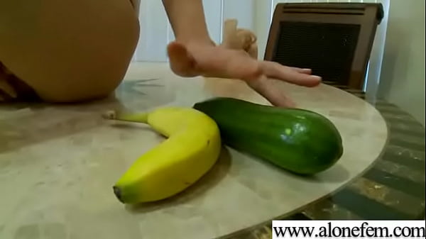 Amateur Sexy Girls Toying And Masturbating vid-17