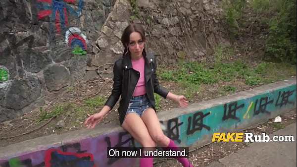 Horny Girl Didn't Even Charge Me For Sex After Seeing My Dick