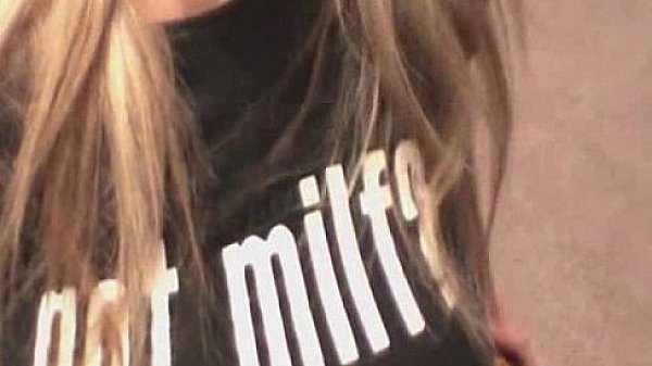 Making Her Pussy Squirt For Now