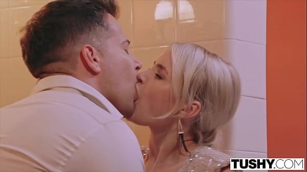 TUSHY Blonde babe Dped in threesome  