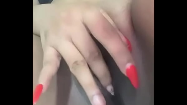 Amiga d&aacute;ndoce dedo  