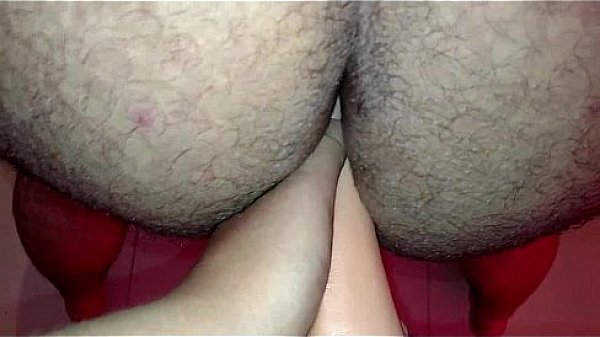 Esposa comendo o marido de quatro no motel