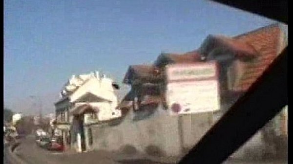 Delfyn delage se tape un noir  