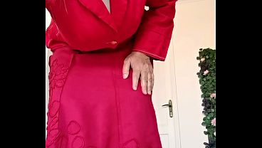 Taboo: Horny giantess granny relaxes in front of her step-grandson. POV Role-play.