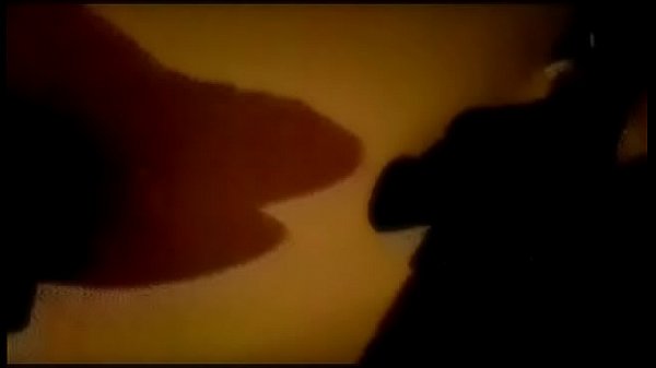 Punhetando e chupando  