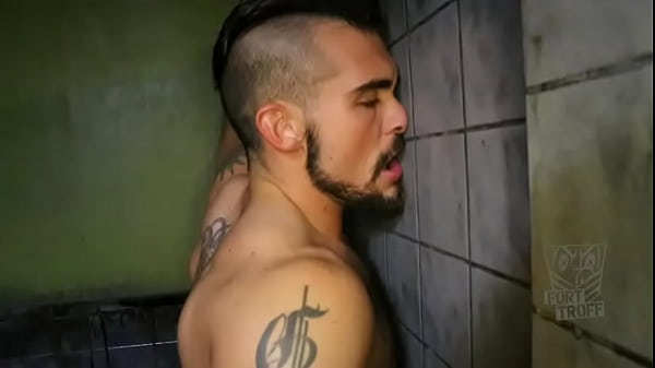 Fort Troff Cockring Gloryhole V2!