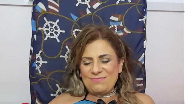 VIvi Guedez no apt do corno