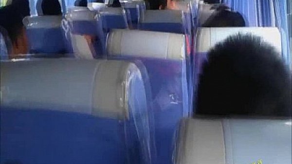 Young & Daring Asian Exhibitionist Wanks On Metro