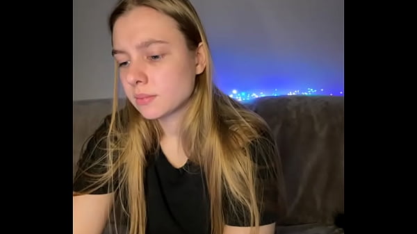 Fat amateur fingering pussy  