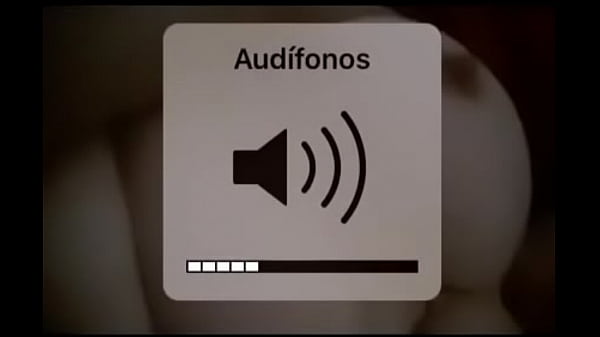 Milf me dedica su masturbaci&oacute;n