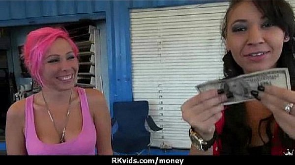 Wanna do sex for money 28