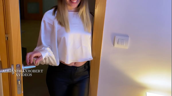 sexo duro con novio de mi amiga , esta caliente conmigo