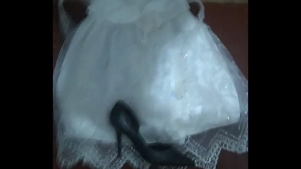 gazando na roupinha, vestidinho e salto