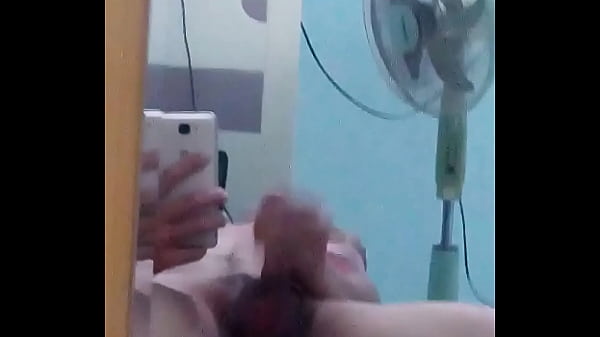 Nứng qu&aacute;, th&egrave;m đụ