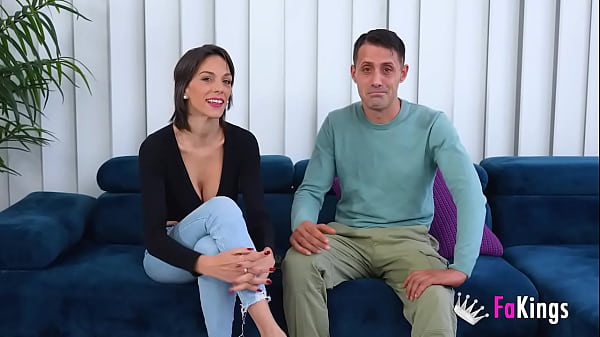 Spanish Couples today! Brunette hottie introduces and has sex with her boyfriend for us!