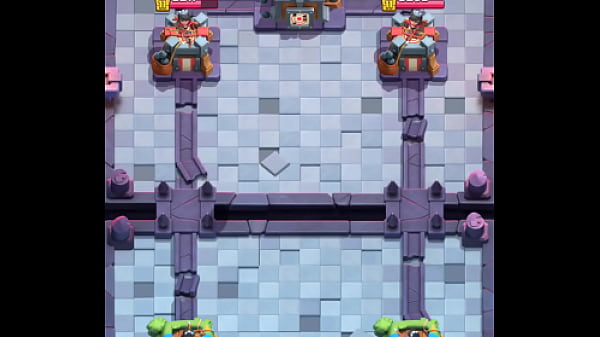 Negro fudendo uma gordinha da buceta grande e uma magrela parece rato  