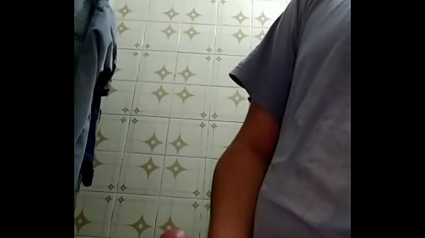 H&eacute;tero caiu na minha fake 