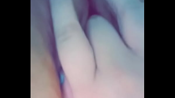 Latina playing with pink pussy in the bath