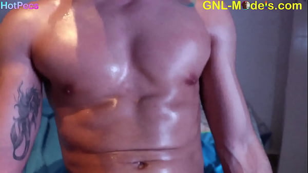 Muscle amateur guys gets pecs worship 