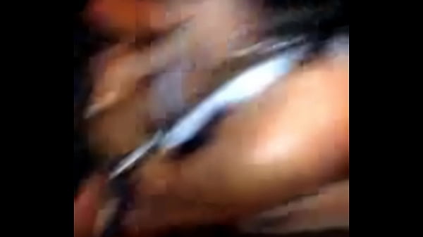 mamada rika en el ba&ntilde;o del club