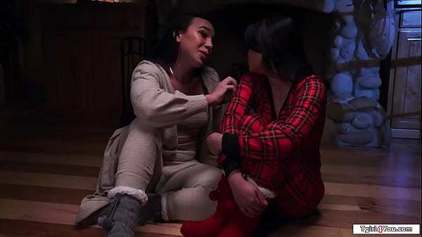 With no heat in their condo petite asian Lulu Chu and her trans gf Kasey Kei decide that sex will warm them up.The tgirl bangs the brunette wet pussy 