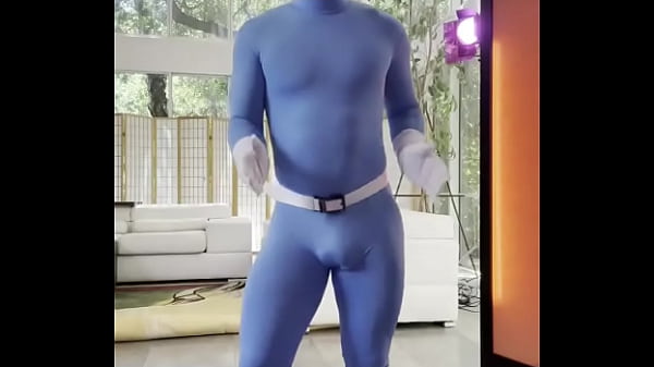 Behind the scenes of Fantastic Four with Pedro Pascal! #PedroPascal #pedro #hunk  
