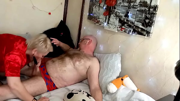 Aimee Hot MILF - My slut wife sucks my dick in an open chat...  